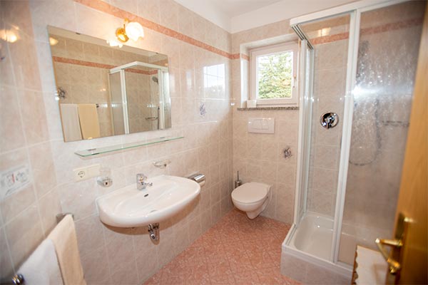 Dusche/WC - Gasthof St. Ulrich