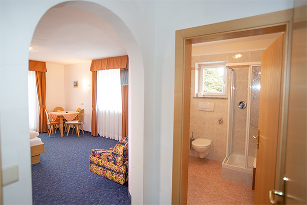 Zimmer mit Balkon - Gasthof St. Ulrich